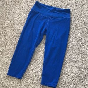 Blue Capri Workout Leggings